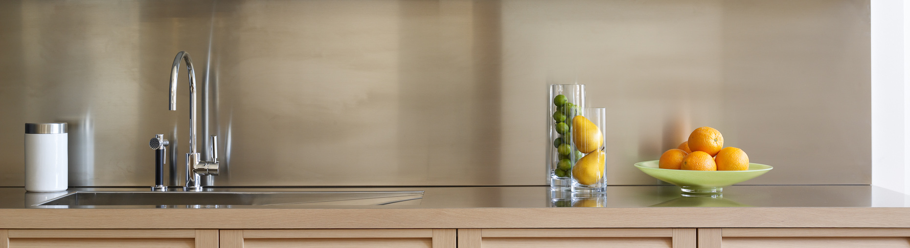TD434949CH_12_Kitchen Backdrop.jpg
